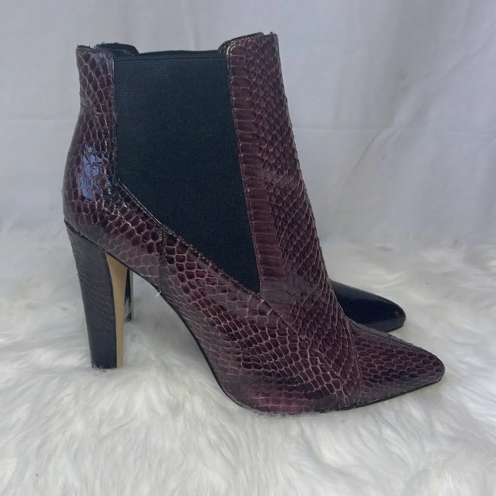 Ava & Aiden Purple/Black Snake High Heeled‎ Booties Sz 8.5